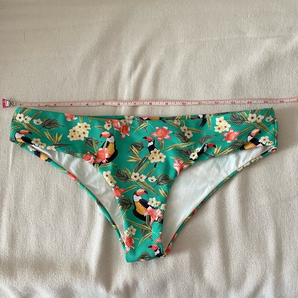 OndadeMar bikini size Small tropical toucan print - Picture 3 of 11